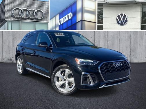 2022 Audi Q5 45 S line Premium Plus