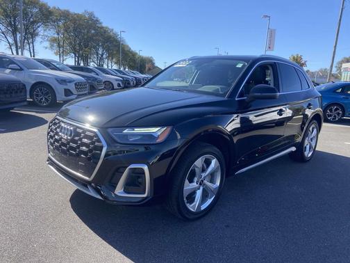2022 Audi Q5 45 S line Premium Plus