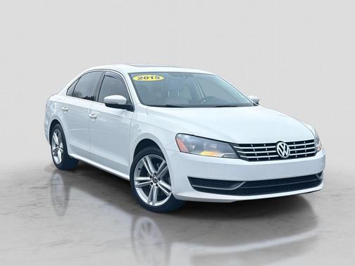 2015 Volkswagen Passat 2.0L TDI DSG SE w/Sunroof