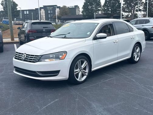 2015 Volkswagen Passat 2.0L TDI DSG SE w/Sunroof
