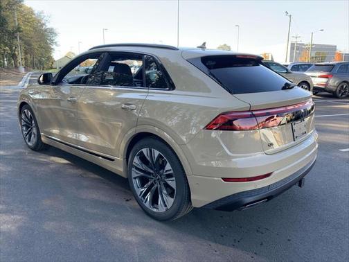 2025 Audi Q8 55 Prestige
