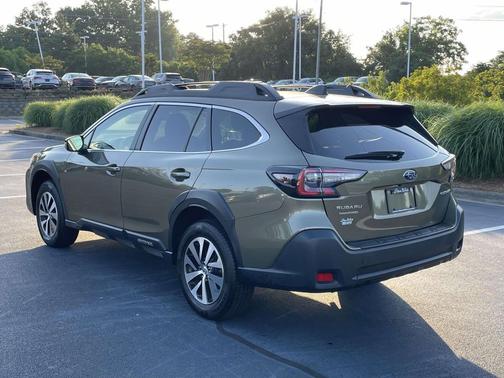 Autumn Green Metallic 2023 Subaru Outback Premium