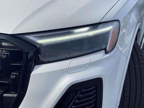 2026 Audi Q7 55 Premium Plus