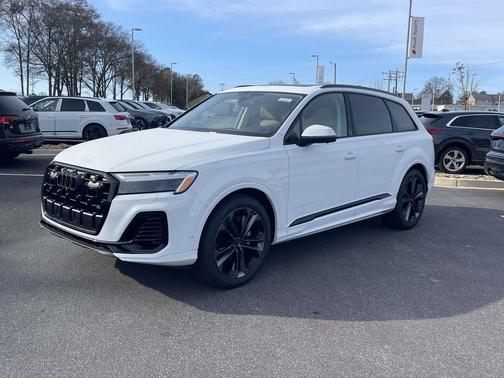 2026 Audi Q7 55 Premium Plus