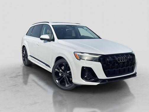 2026 Audi Q7 55 Premium Plus