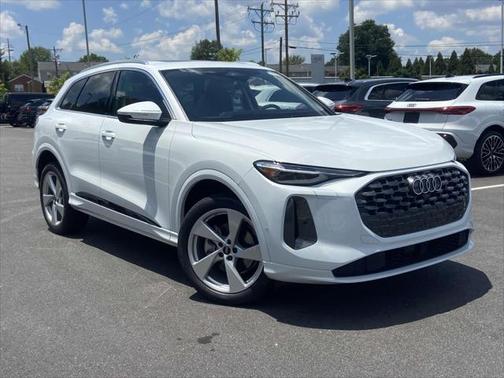 2025 Audi Q5 Premium Plus