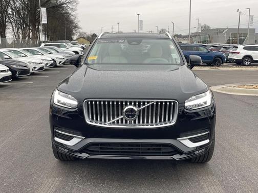2024 Volvo XC90 B6 Plus Bright Theme 7-Seater