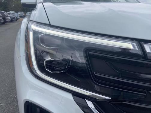 2026 Volkswagen Atlas Cross Sport 2.0T SE