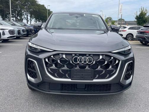 Daytona Gray 2026 Audi Q5 Sportback Premium Plus TFSI quattro S tronic