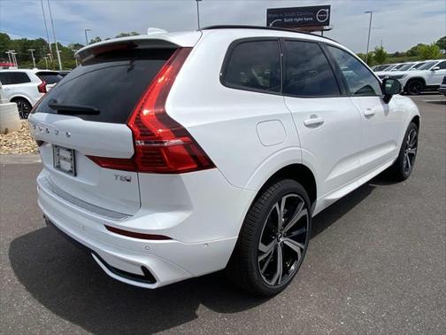 2025 Volvo XC60 Plug-In Hybrid T8 Ultra