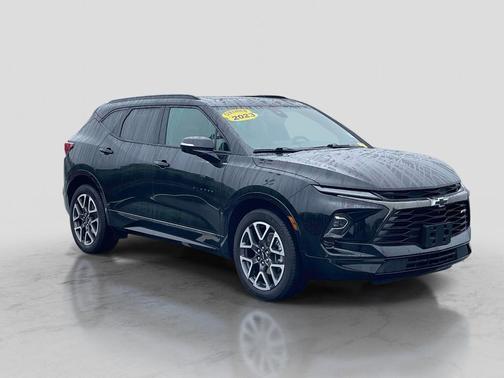Black 2023 Chevrolet Blazer RS