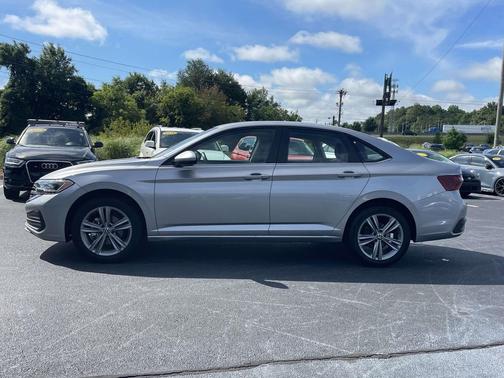 Pyrite Silver Metallic 2024 Volkswagen Jetta 1.5T SE
