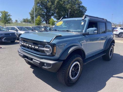 2023 Ford Bronco Outer Banks
