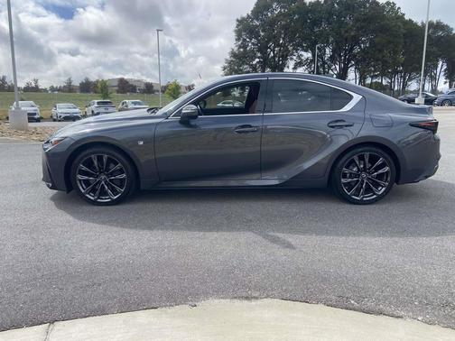 2022 Lexus IS 350 Base