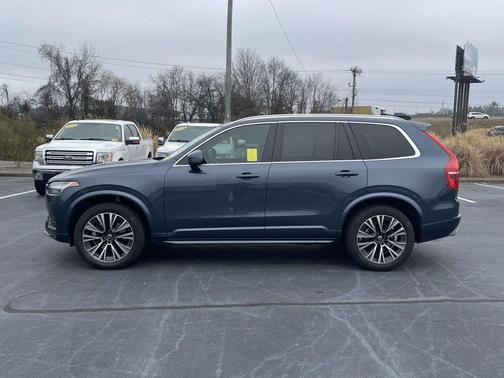 2020 Volvo XC90 T5 Momentum