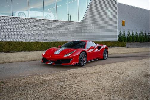 2020 Ferrari 488 Pista Base
