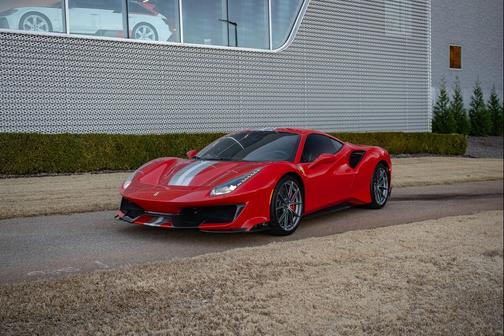 2020 Ferrari 488 Pista Base