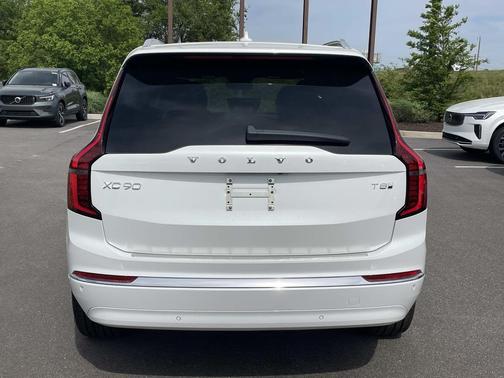 Crystal White Pearl 2026 Volvo XC90 Plug-In Hybrid Plus, T8 AWD, Electric/Gasoline, Bright, 7 Seats