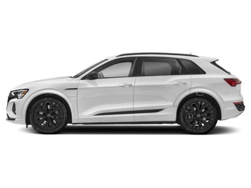 Glacier White Metallic 2024 Audi Q8 e-tron Prestige