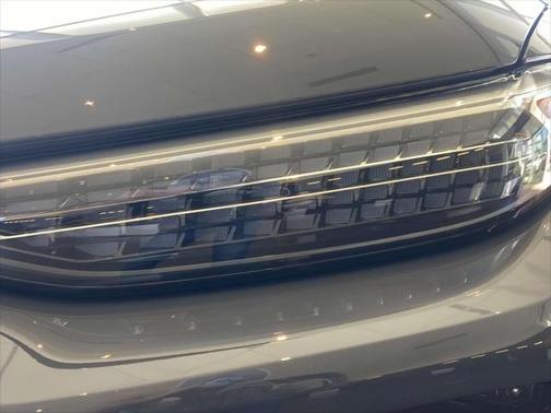 2025 Audi Q6 e-tron Premium Plus