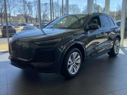 2025 Audi Q6 e-tron Premium Plus