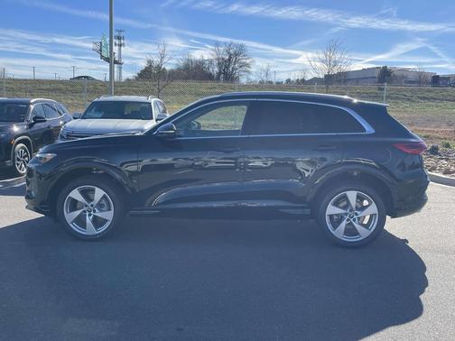 2025 Audi Q5 Premium Plus TFSI quattro S tronic