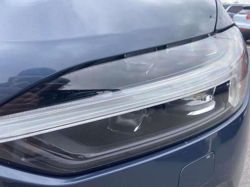 2023 Volvo XC60 Recharge Plug-In Hybrid T8 Ultimate Bright Theme