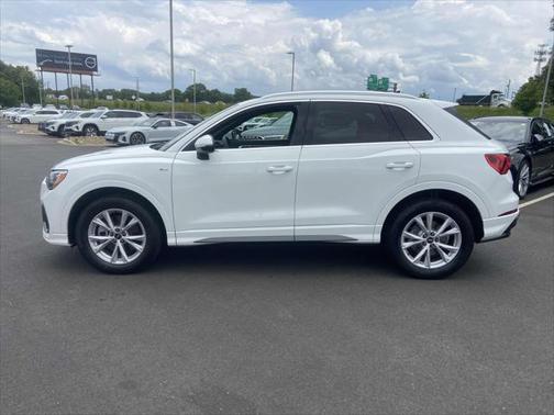 2022 Audi Q3 45 S line Premium