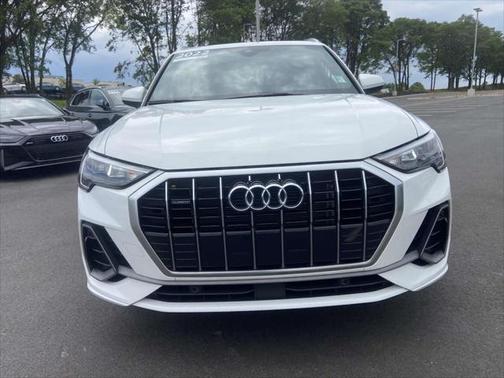 2022 Audi Q3 45 S line Premium