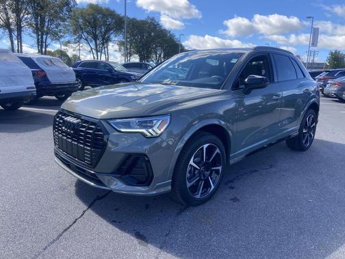 2025 Audi Q3 45 S line Premium Plus