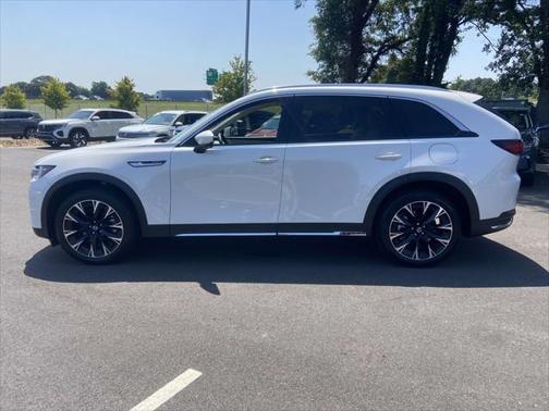 2024 Mazda CX-90 PHEV Premium Plus
