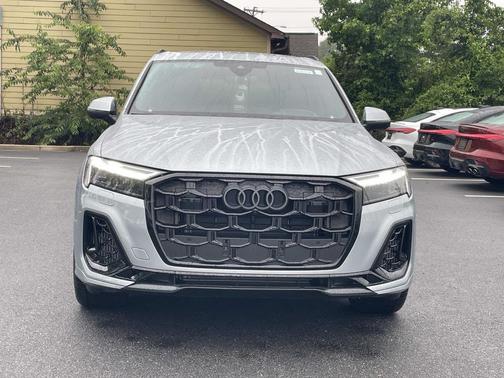 Satellite Silver Metallic 2026 Audi Q7 55 Prestige