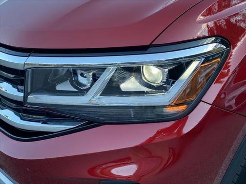 2023 Volkswagen Atlas Cross Sport 3.6L V6 SE w/Technology