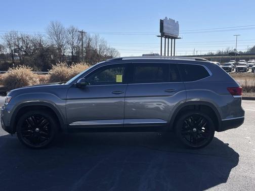 2018 Volkswagen Atlas 3.6L SEL Premium