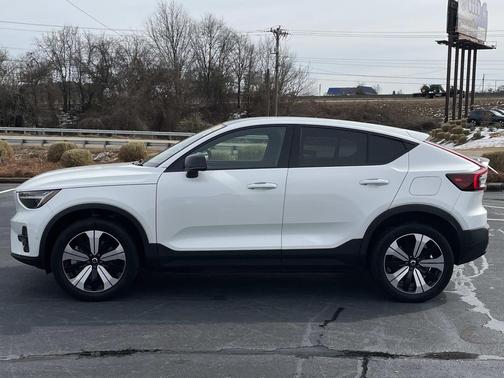 2023 Volvo C40 Recharge Pure Electric Twin Plus