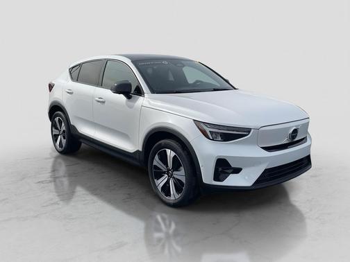2023 Volvo C40 Recharge Pure Electric Twin Plus