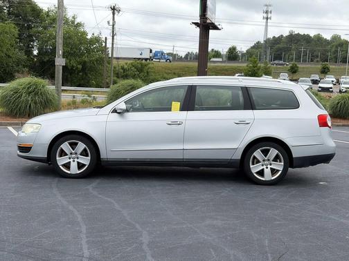 Reflex Silver Metallic 2009 Volkswagen Passat Komfort