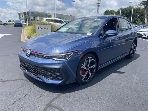 2025 Volkswagen Golf GTI 2.0T SE DSG
