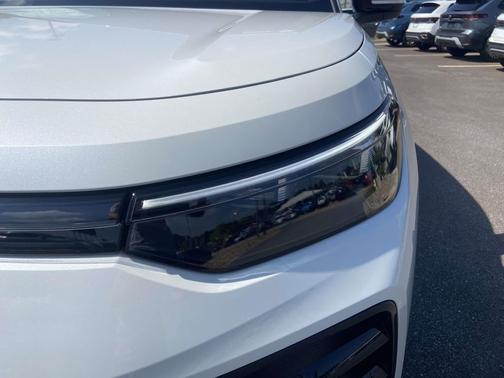 2025 Volkswagen Tiguan 2.0T SE R-Line Black