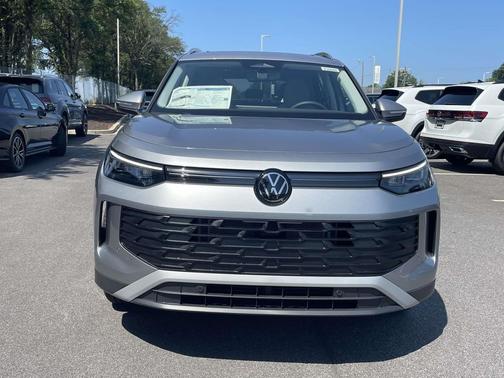 pyrite silver metallic 2026 Volkswagen Tiguan 2.0T SE 4MOTION