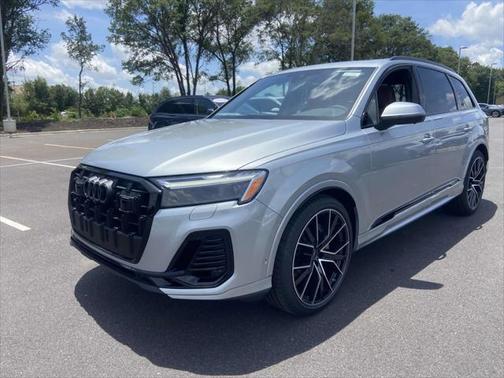 2025 Audi Q7 55 Premium Plus