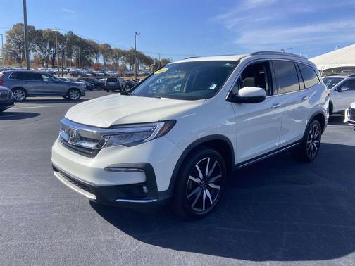 2019 Honda Pilot Touring 8-Passenger