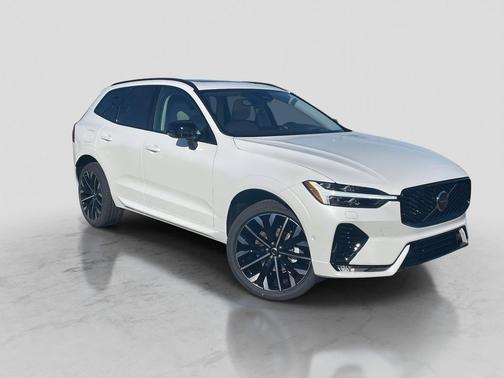 2026 Volvo XC60 B5 Ultra