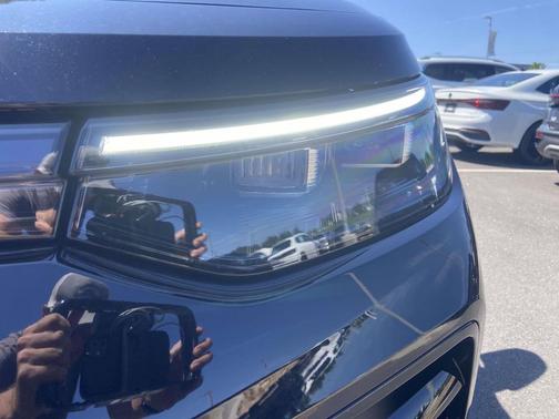 2025 Volkswagen Tiguan 2.0T SE R-Line Black 4MOTION