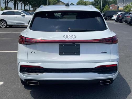 2025 Audi Q5 Premium Plus