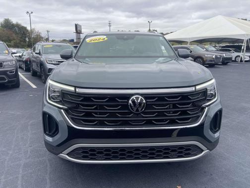 2024 Volkswagen Atlas Cross Sport 2.0T SE w/Technology