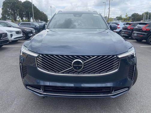 2026 Volvo XC90 B6 Plus 7-Seater