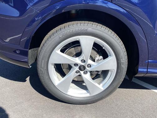 2025 Audi Q5 Prestige TFSI quattro S tronic