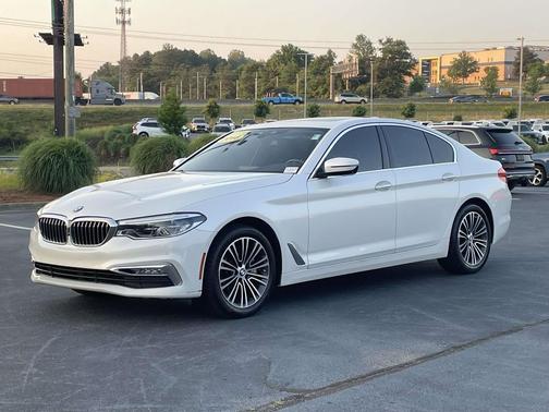 White 2018 BMW 540 xDrive