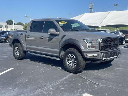 Ingot Silver Metallic 2018 Ford F-150 Raptor